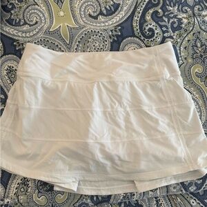Women’s Lululemon White Active Skort
